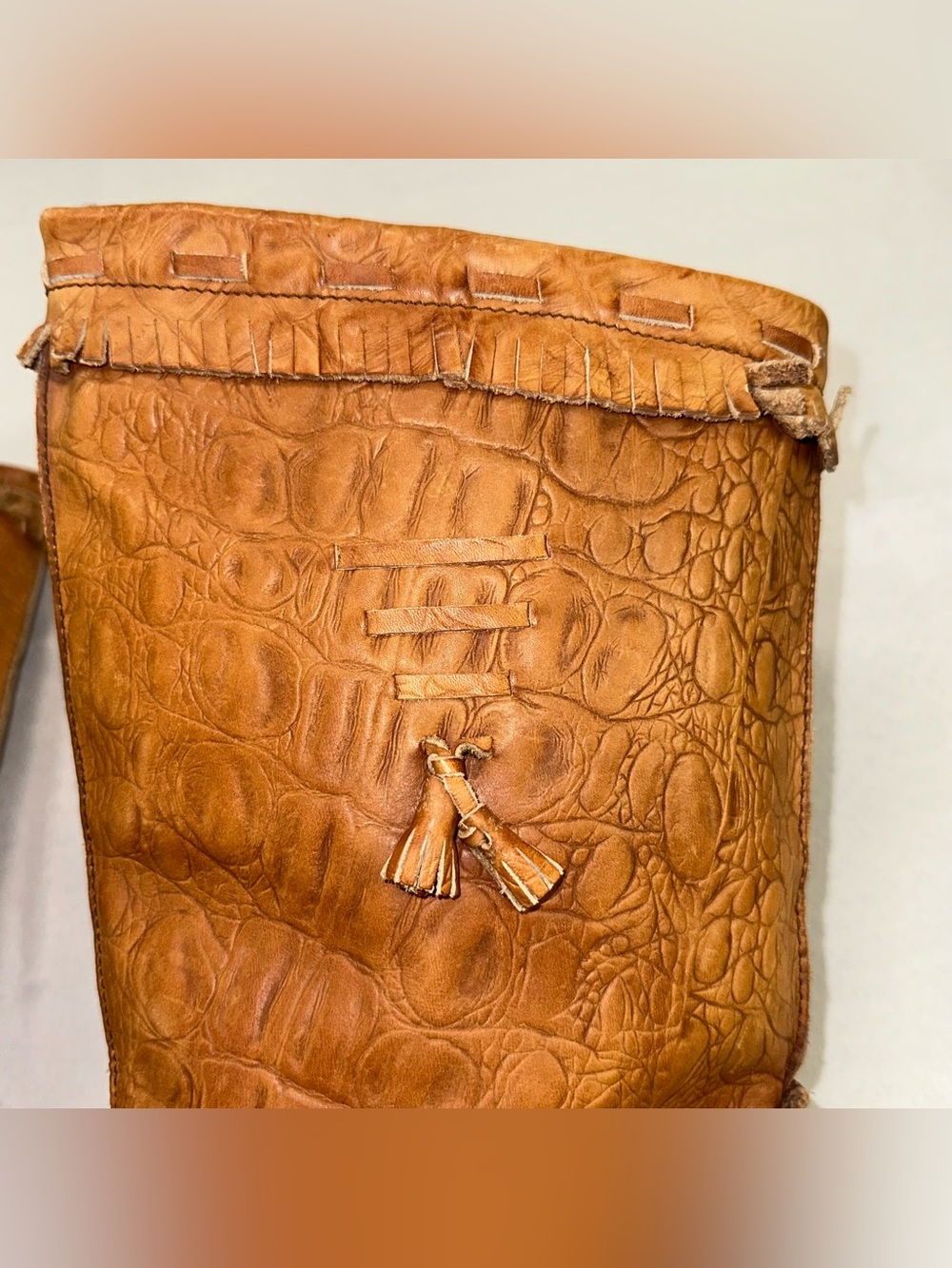 Vintage 70s Crocodile Embossed Leather Mukluk Boots Fringe Tassel Romania 8.5 9 - Picture 9 of 13
